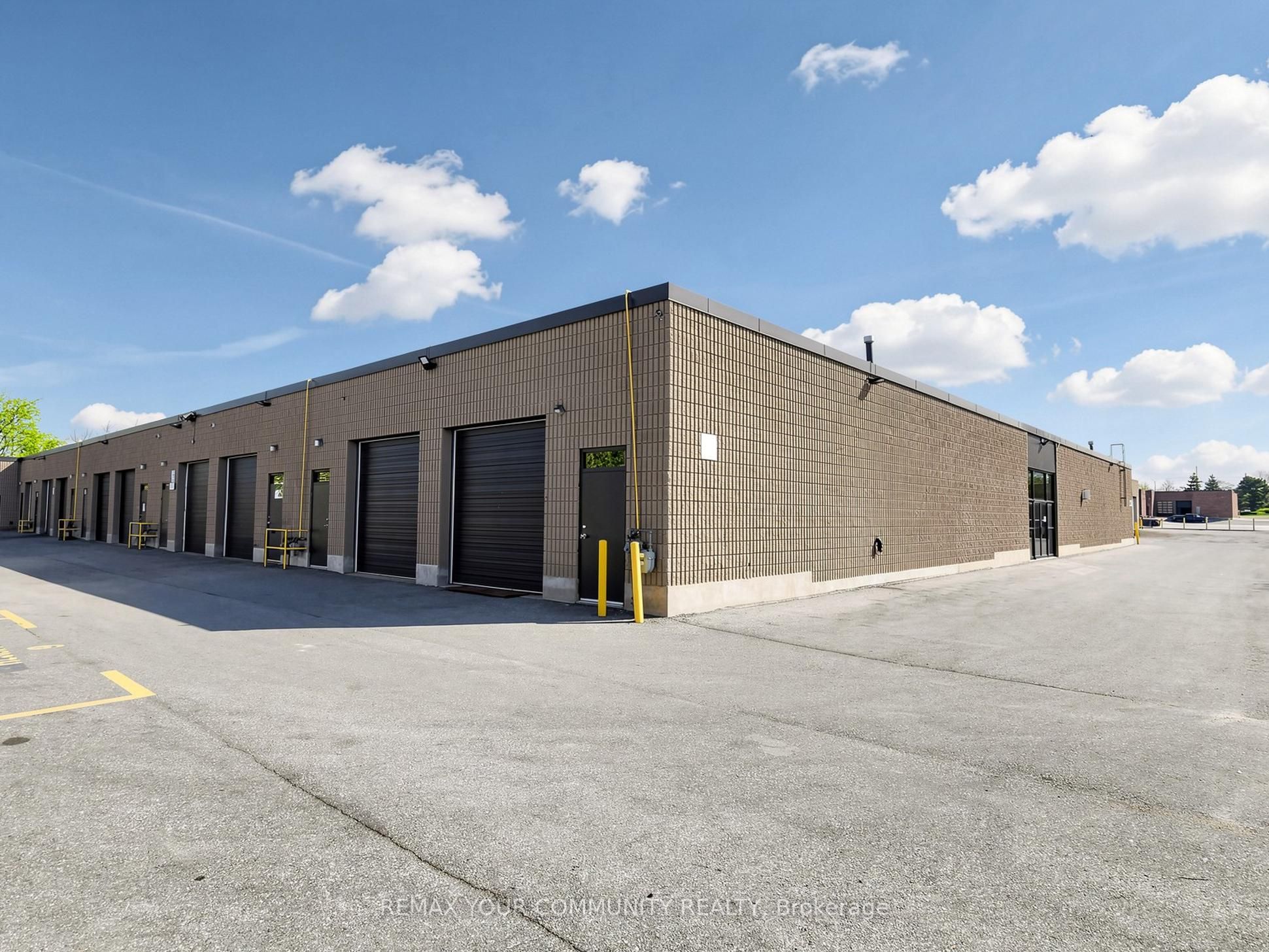 Automotive Related Business for Sale — 85 Ferrier St #7, Markham