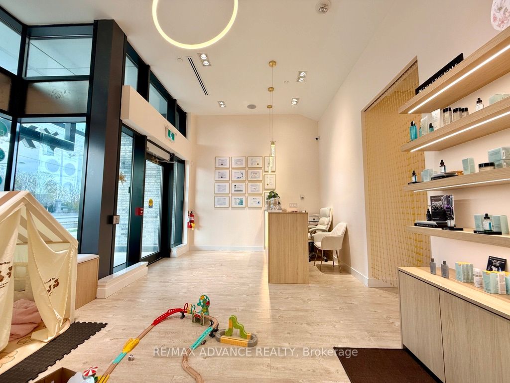 Service Related Business for Sale — 3861 Highway 7 E, Markham photo 1