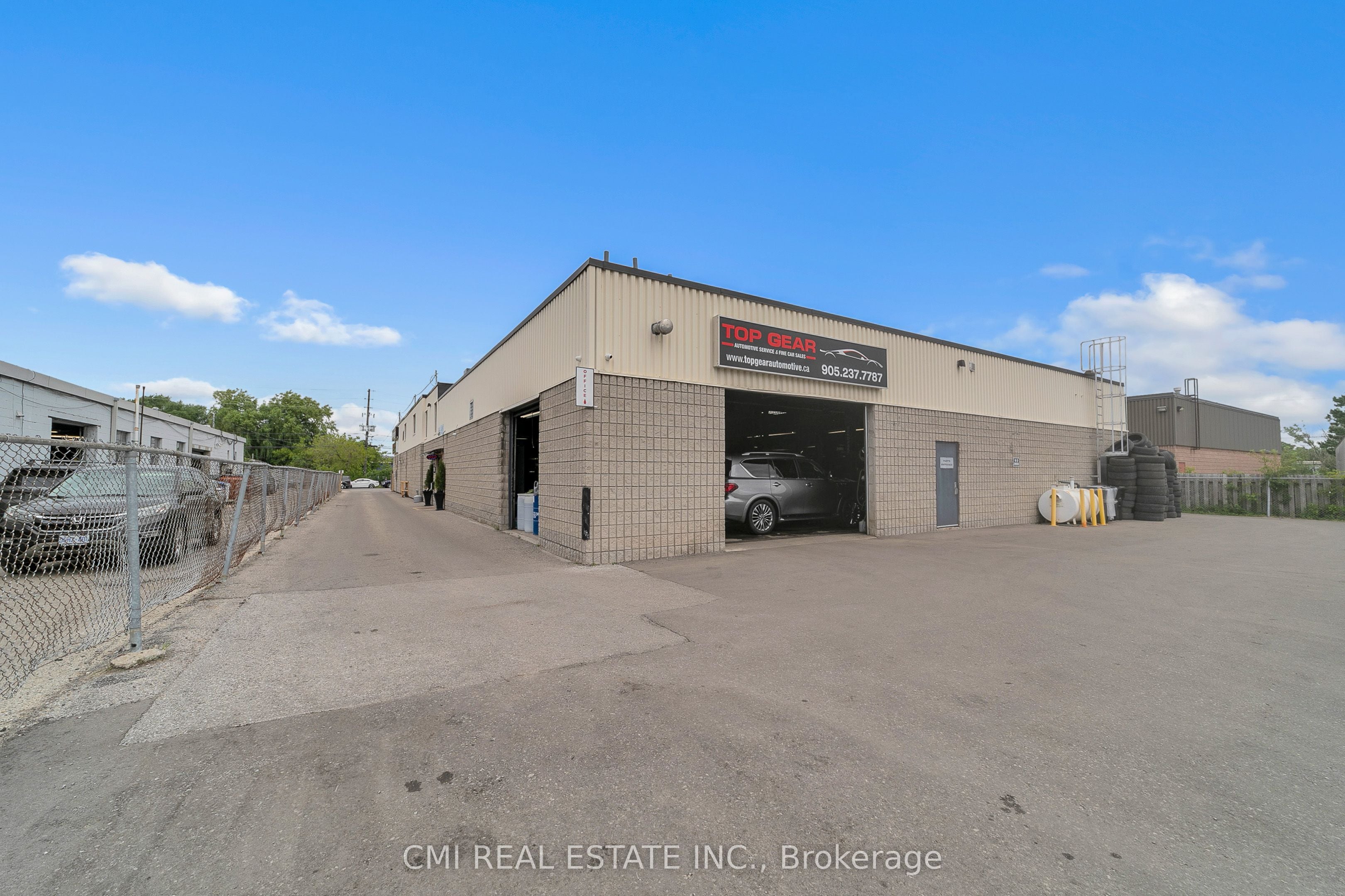 Automotive Related Business for Sale — 60 Industrial Rd #2, Richmond Hill photo 1